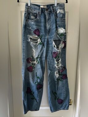 RNA Distressed Jeans with Roses - size small - collectible Japanese brand